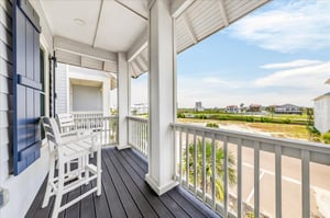 2nd Floor, Front Balcony