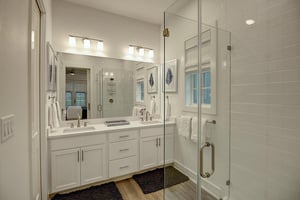 Primary King Bathroom, 2nd Floor