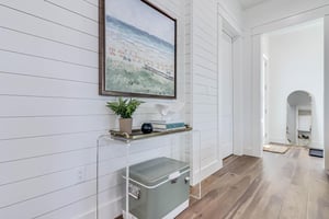 Living Area with Sleeper Sofa, 1st Floor