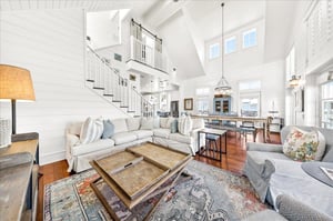 2nd Floor, Primary Living Room