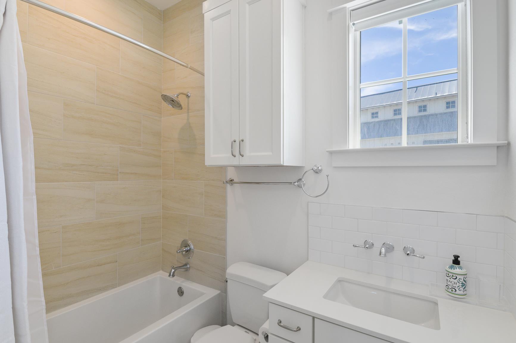 2nd Floor, Bunk Bathroom