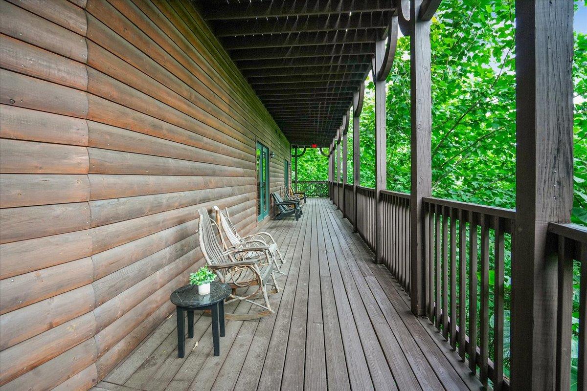 073Deck