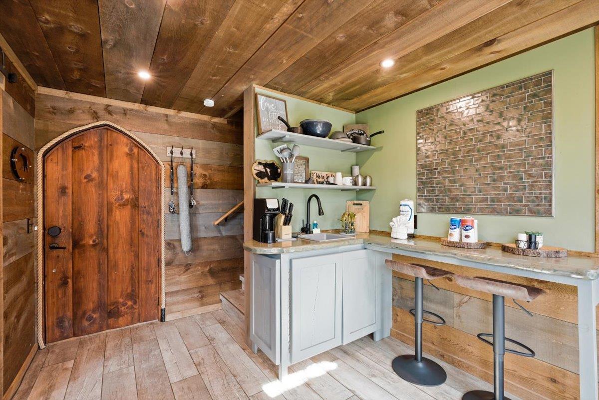 13Kitchen