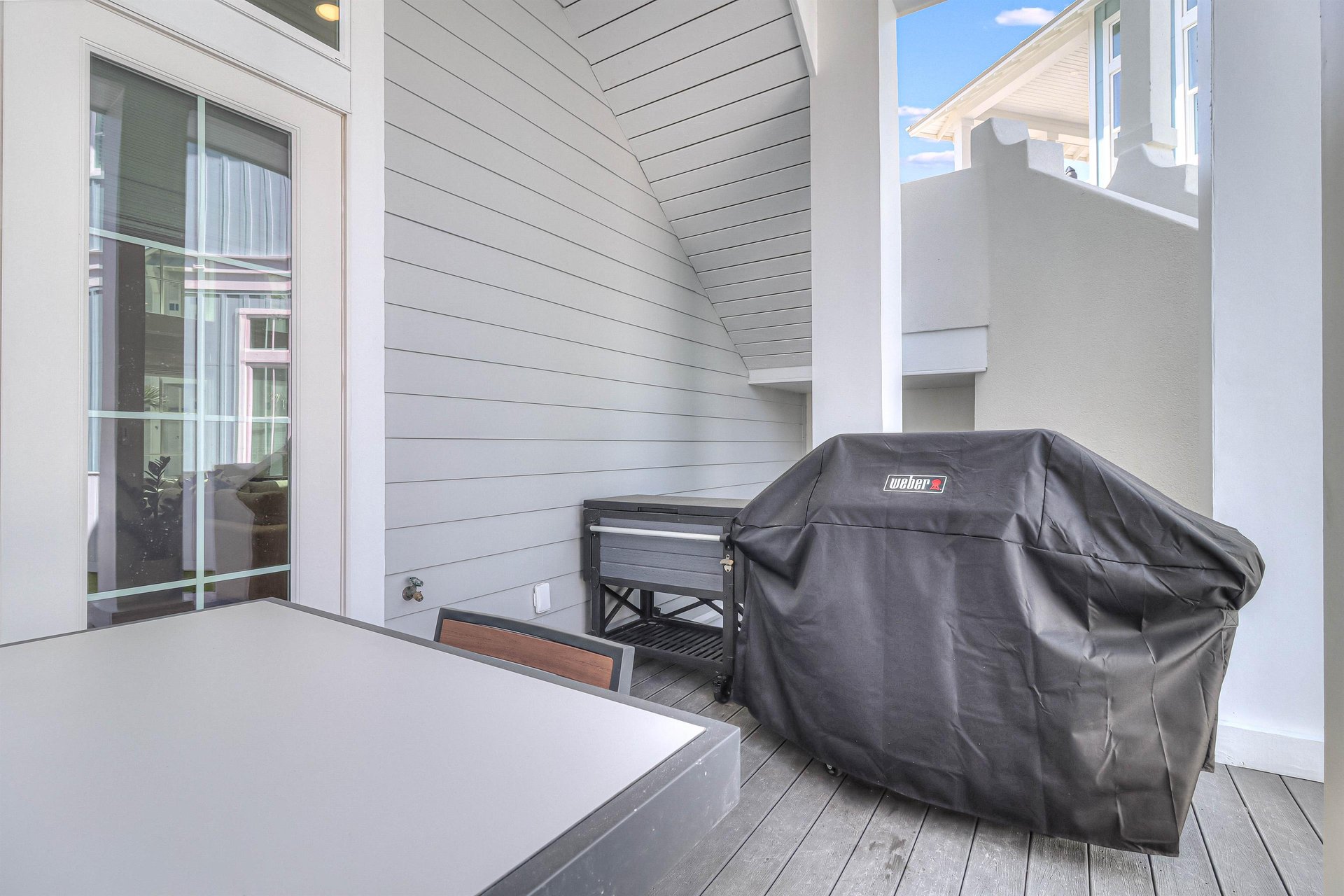 Grilling Area, 1st Floor