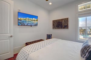 Second King Bedroom, 2nd Floor