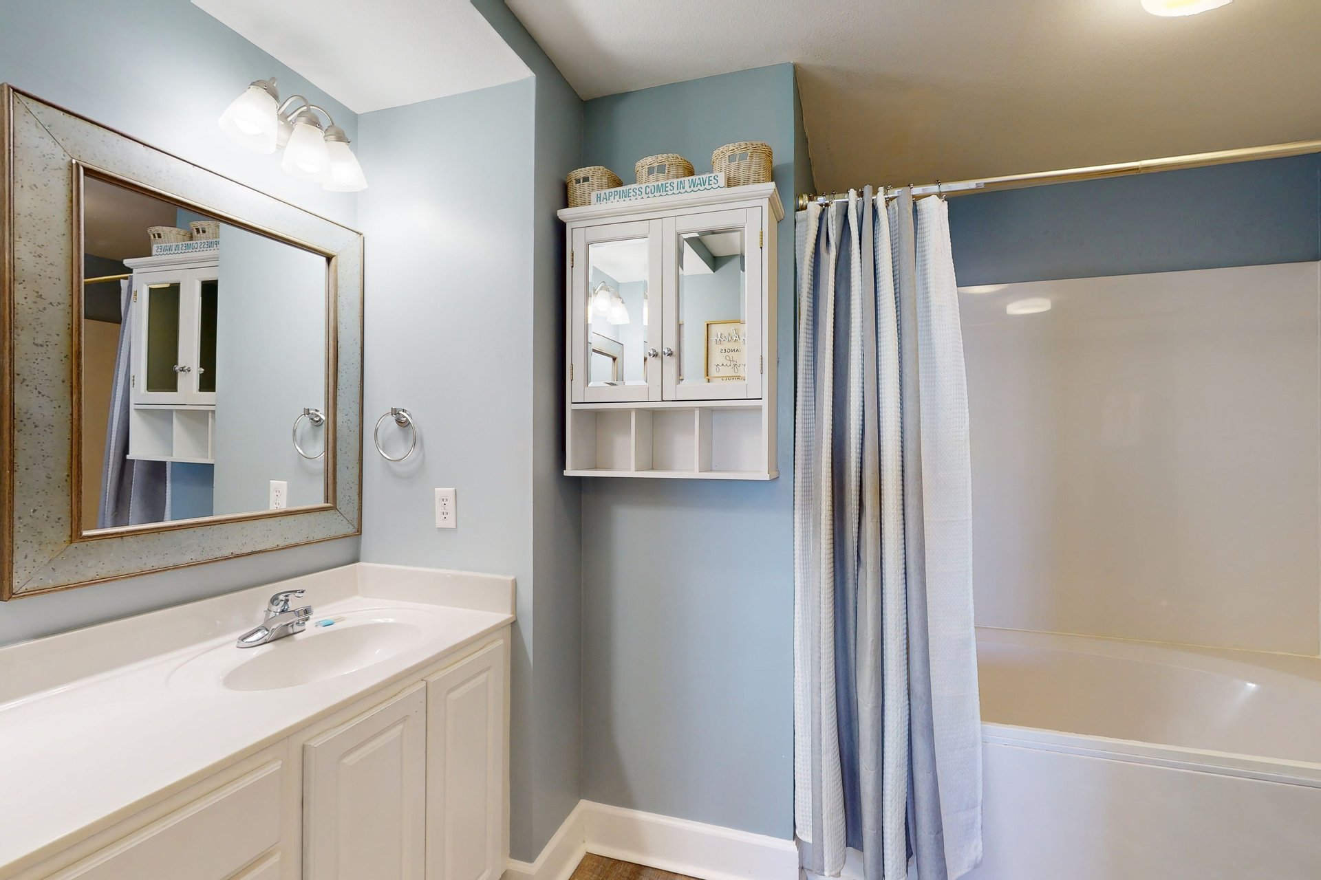 Sunrise Beach 2104  Beachfront Condo 10