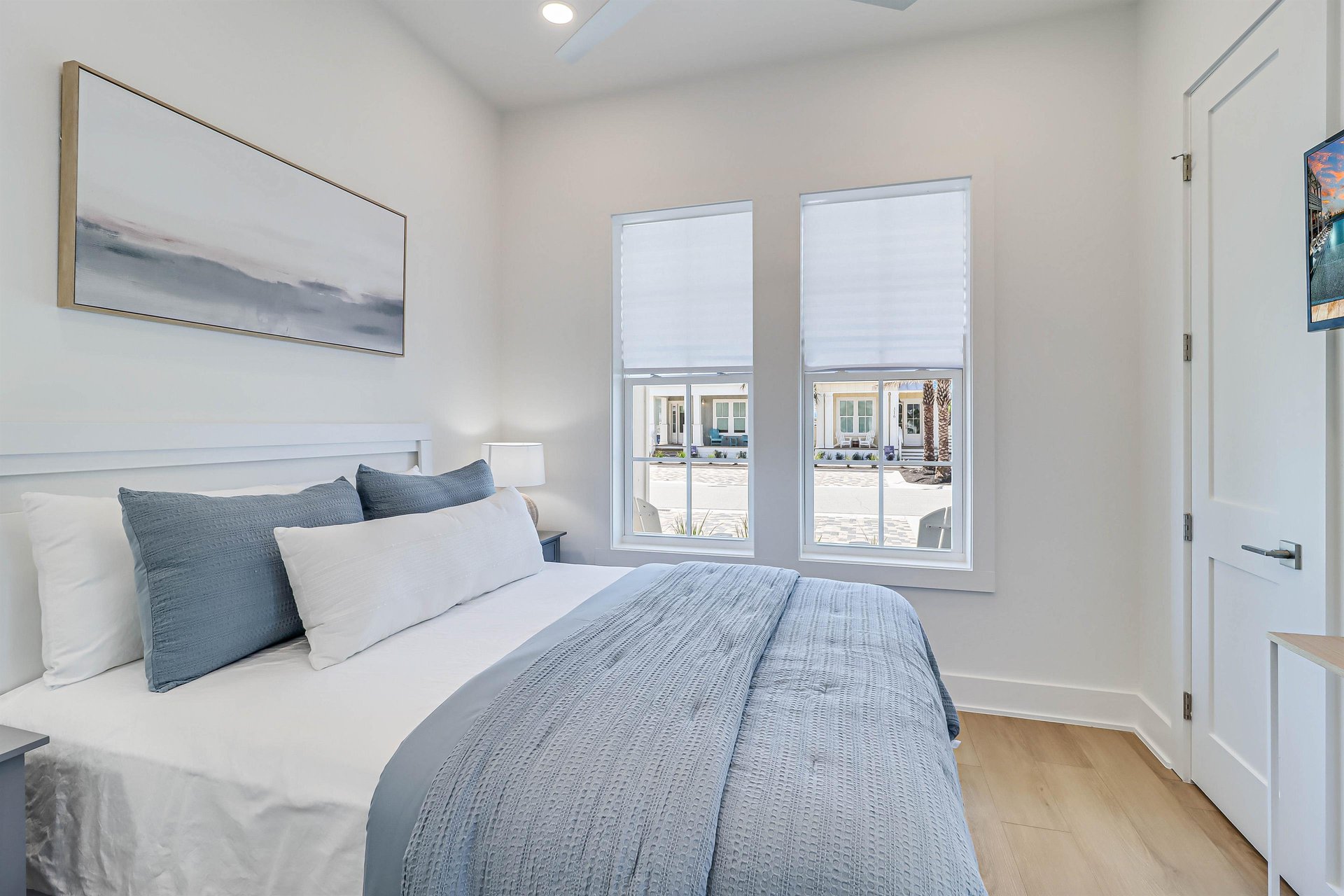 Ensuite Queen Bedroom, 1st  Floor