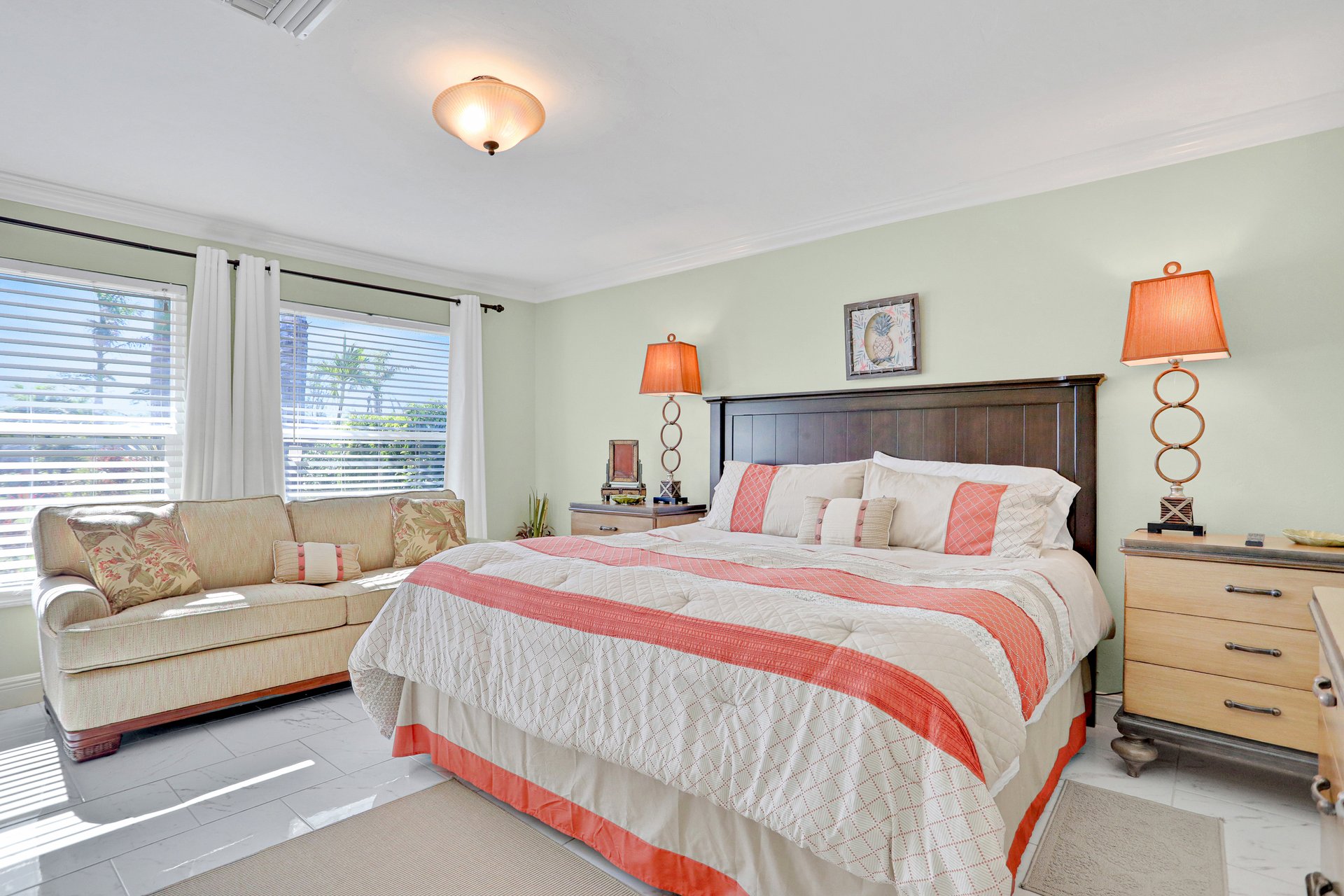 Coastal Palms Retreat 13