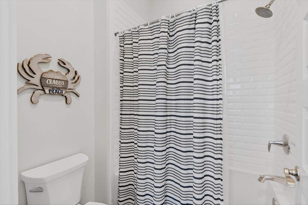 Bunk Bedroom Ensuite, 1st Floor