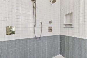 Primary King Ensuite, 2nd Floor