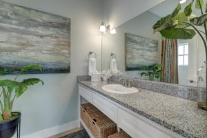2nd Floor, First Queen Bathroom
