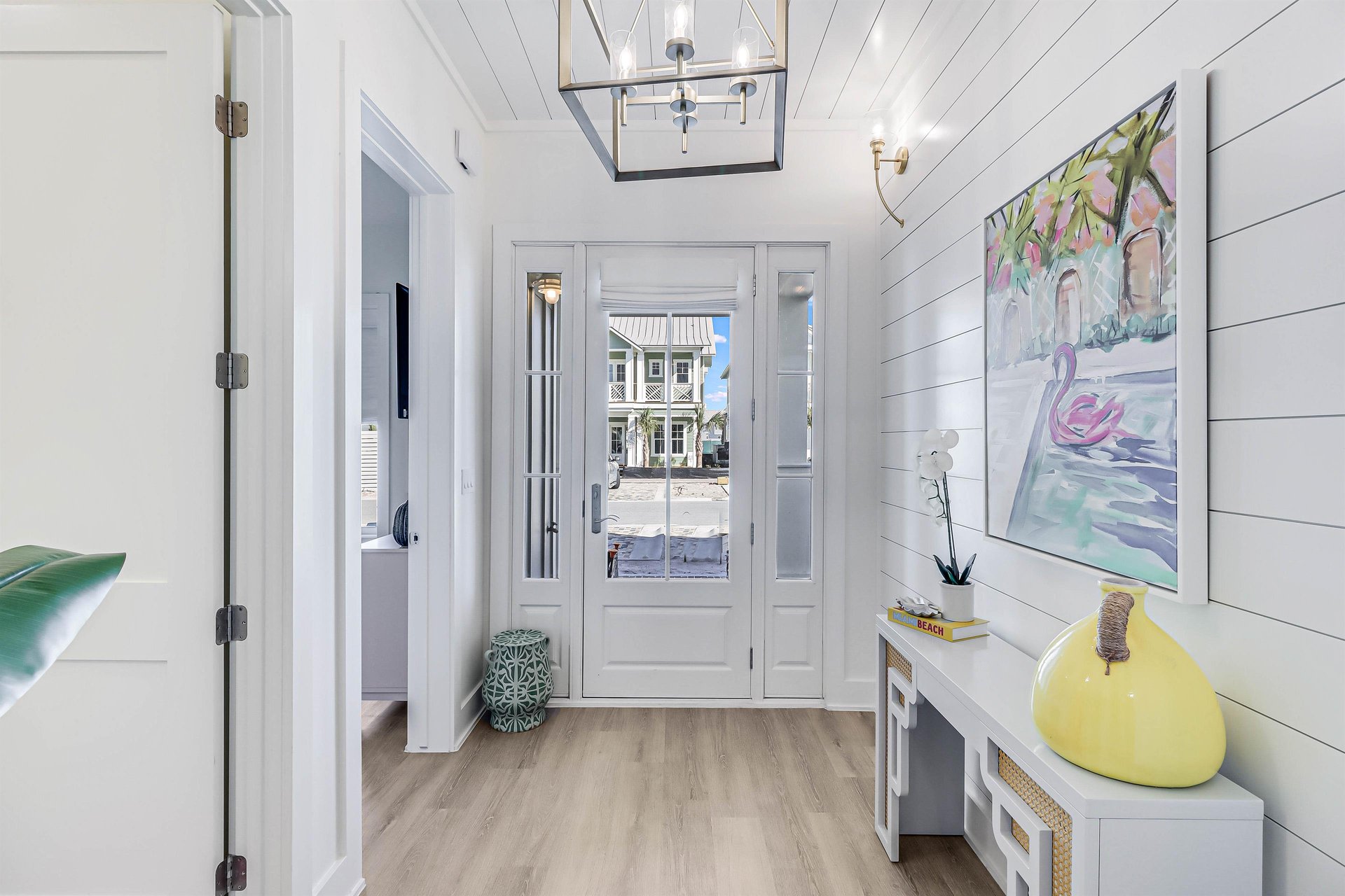 1st Floor, Entry Way