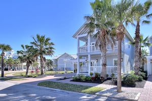 Welcome to Lakeview Estate