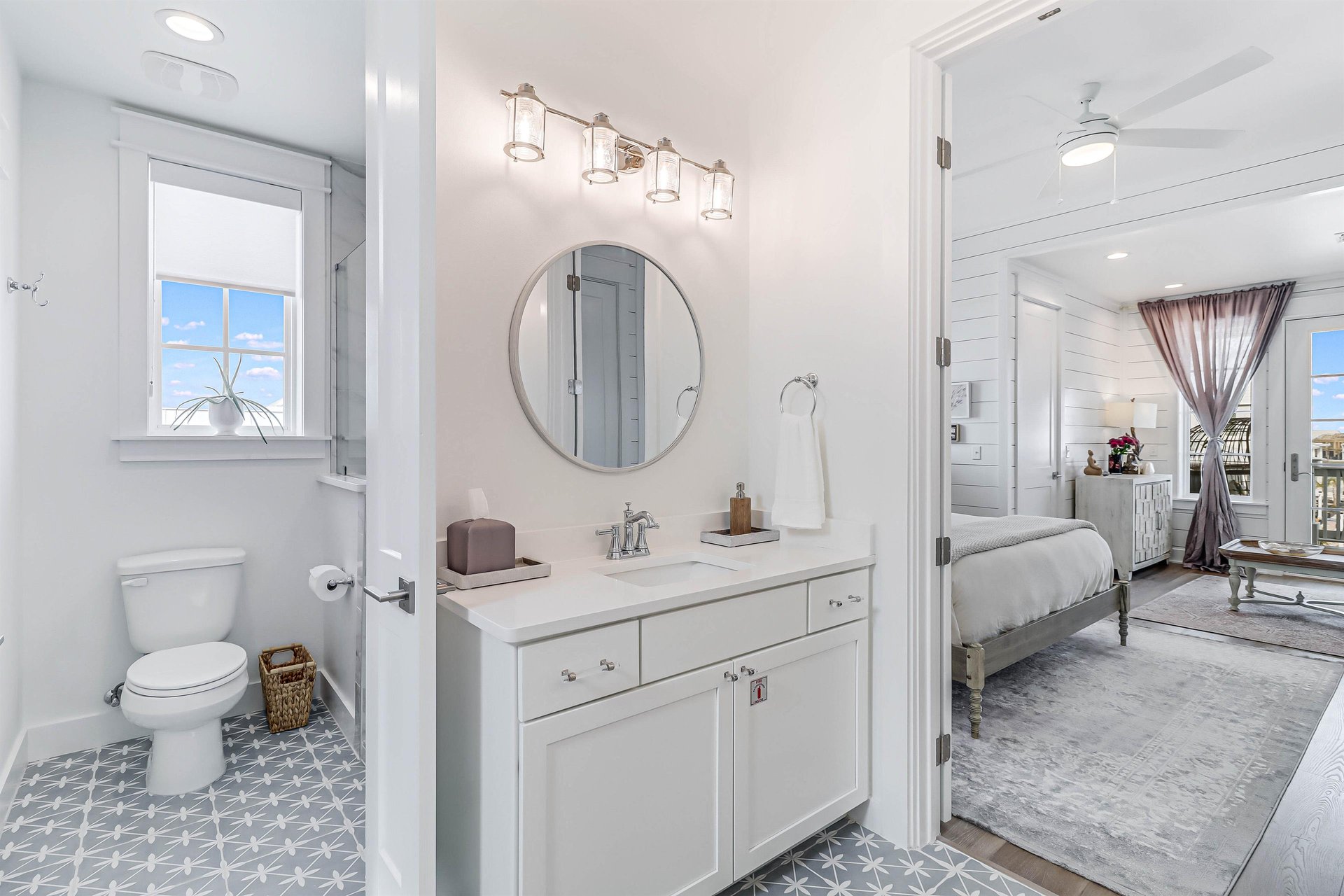 Primary King Bathroom, 3rd Floor