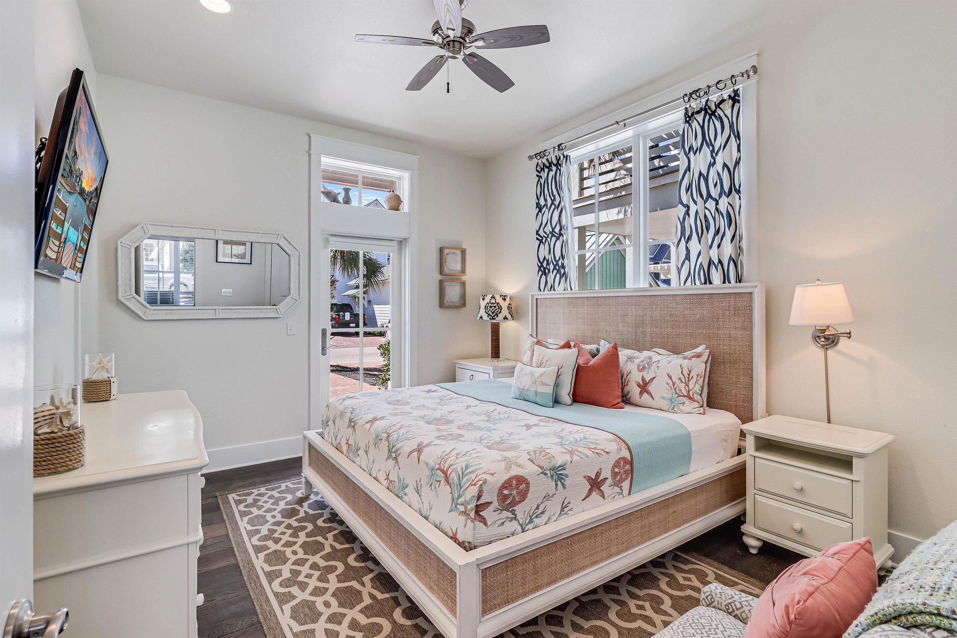 Primary King Bedroom, 1st Floor