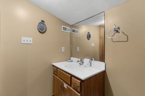 cabinbythecreekside24