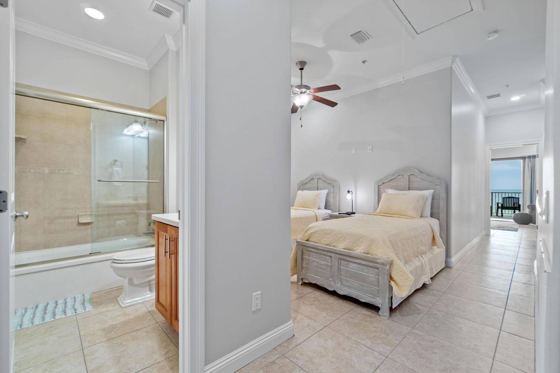 3rd Floor Loft  Shared Guest Bathroom