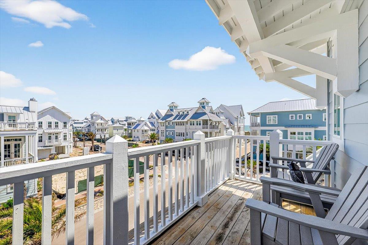 Second King Balcony, 3rd Floor