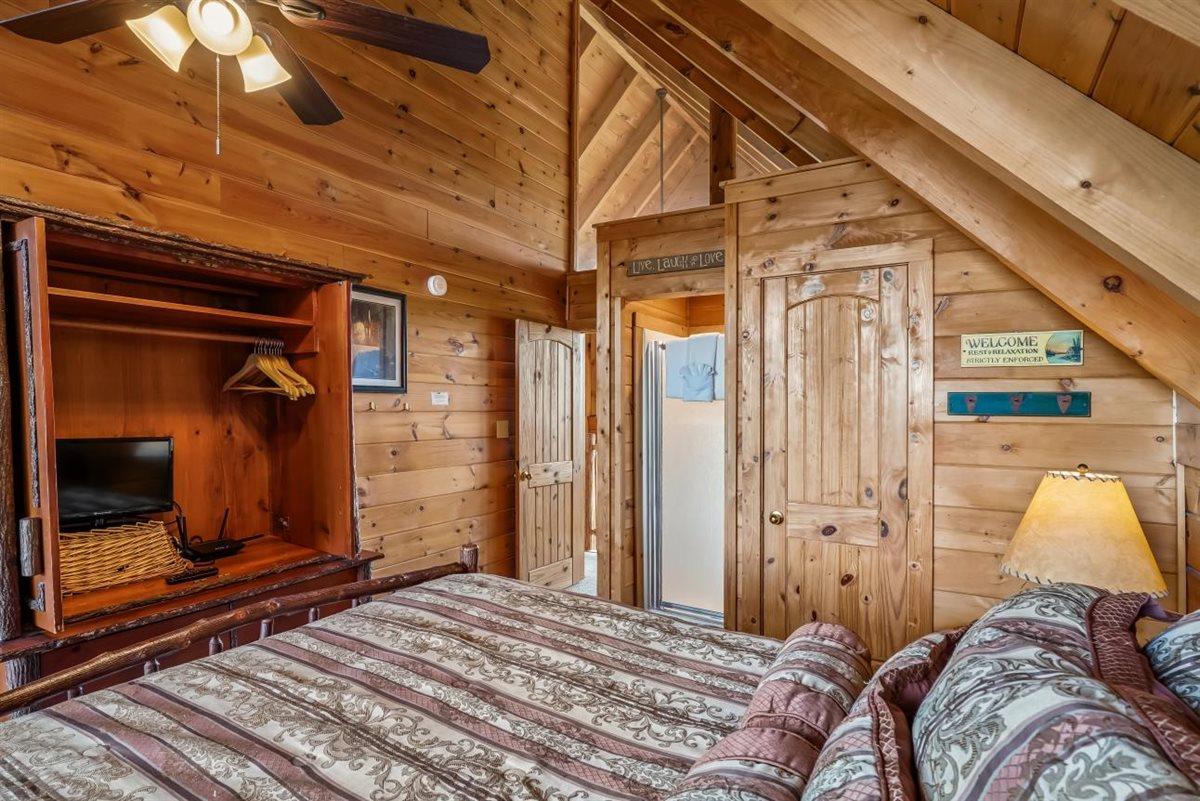 52Bedroom