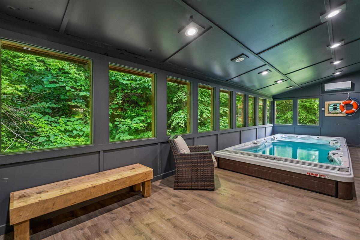 026Sun Room