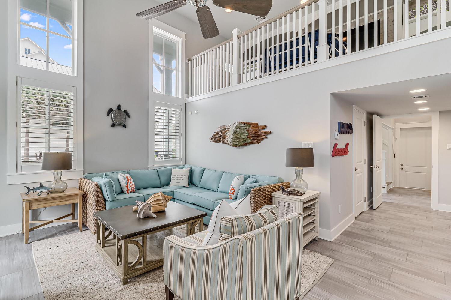 Bunk Area Lounge, 1st Floor