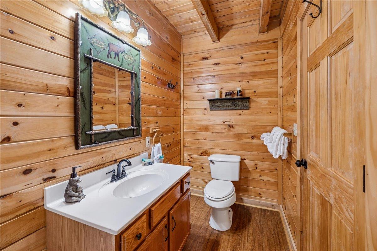 28Bath