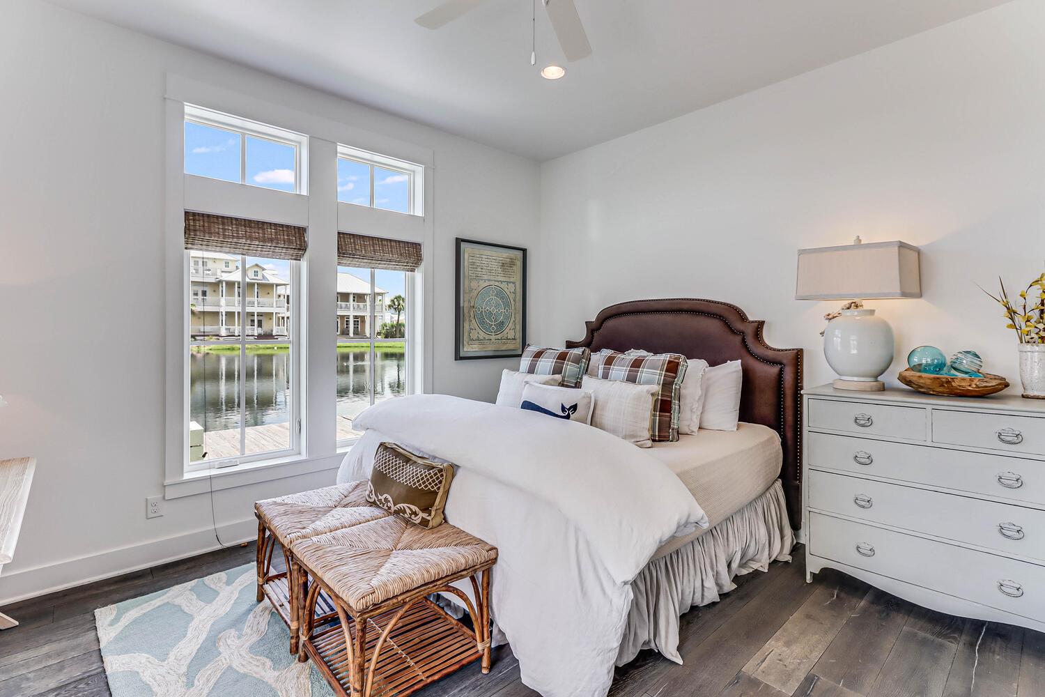 Primary King Suite with Lake Views, 1st Floor