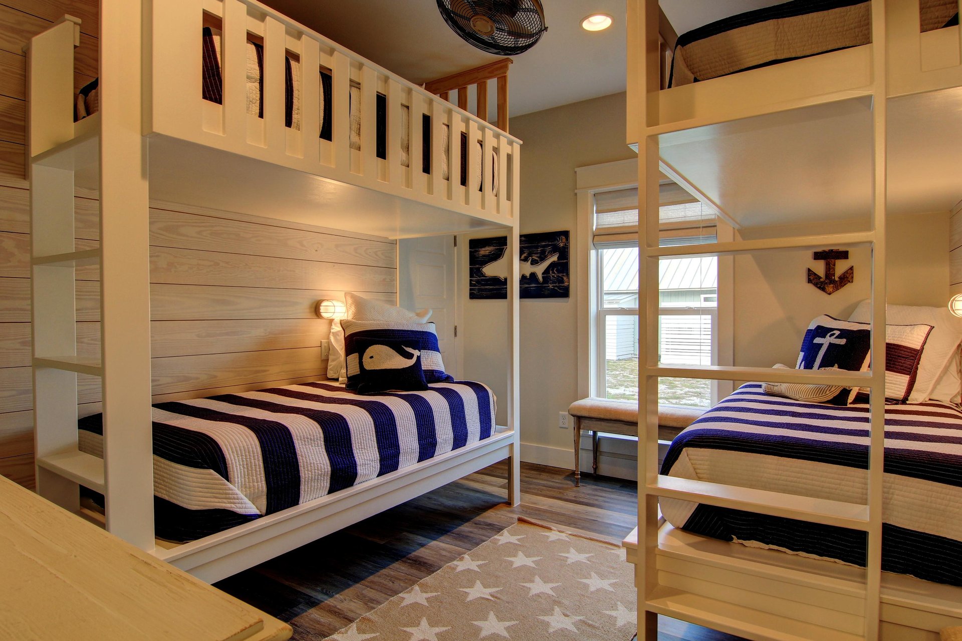 Twin Bunk Bedroom, 1st Floor