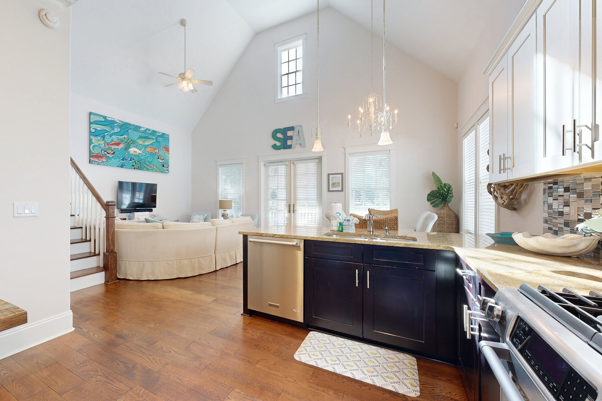 Lakeside Happy Place 8