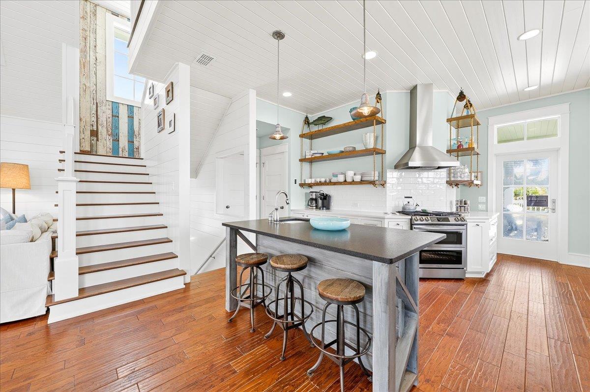 2nd Floor, Kitchen