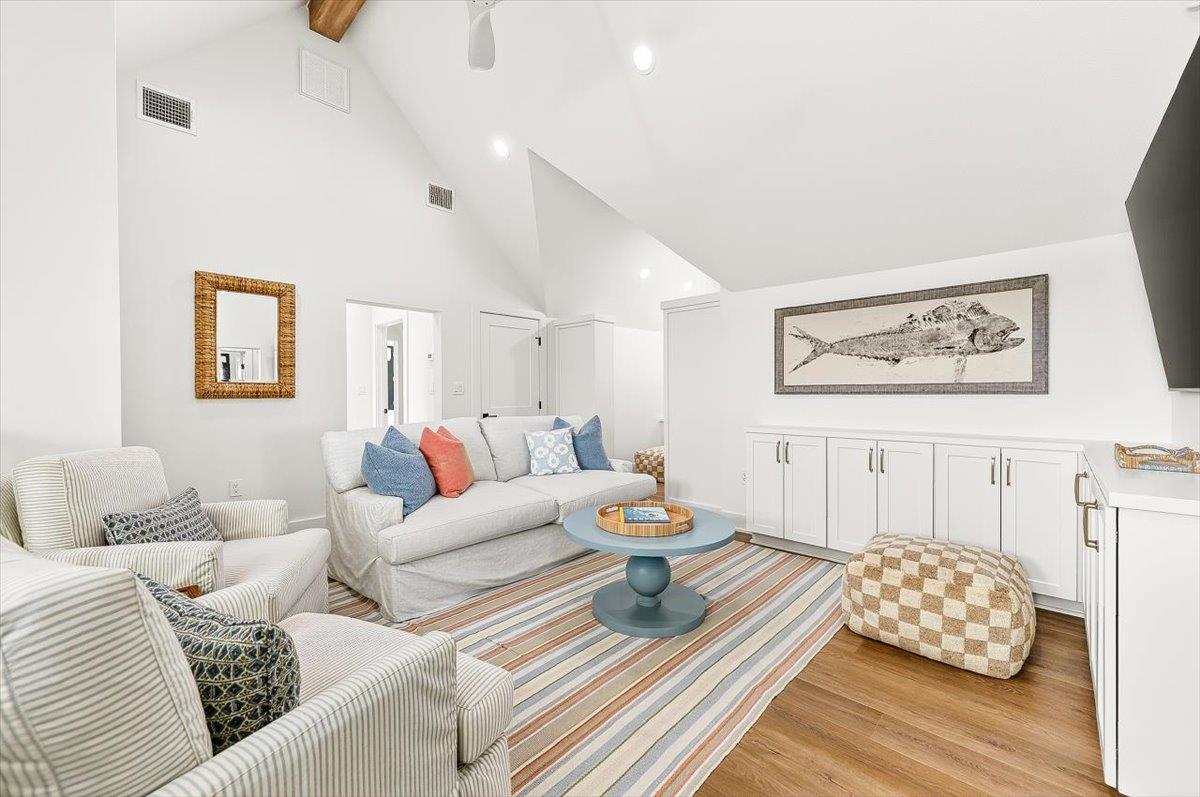 Third Living Room, 3rd Floor