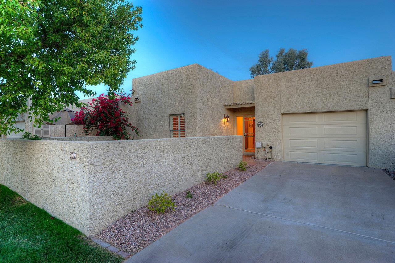 Home has garage