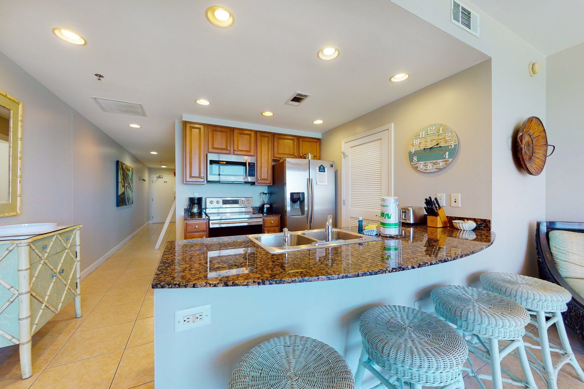 Splash Resort 604W 5