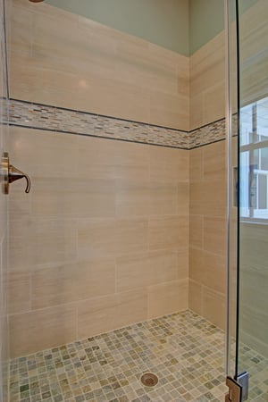 Second King Bathroom, 2nd Floor