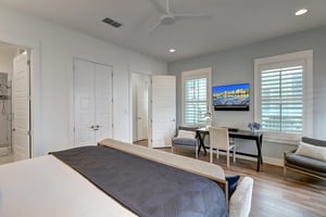 Primary King Bedroom, 1st Floor