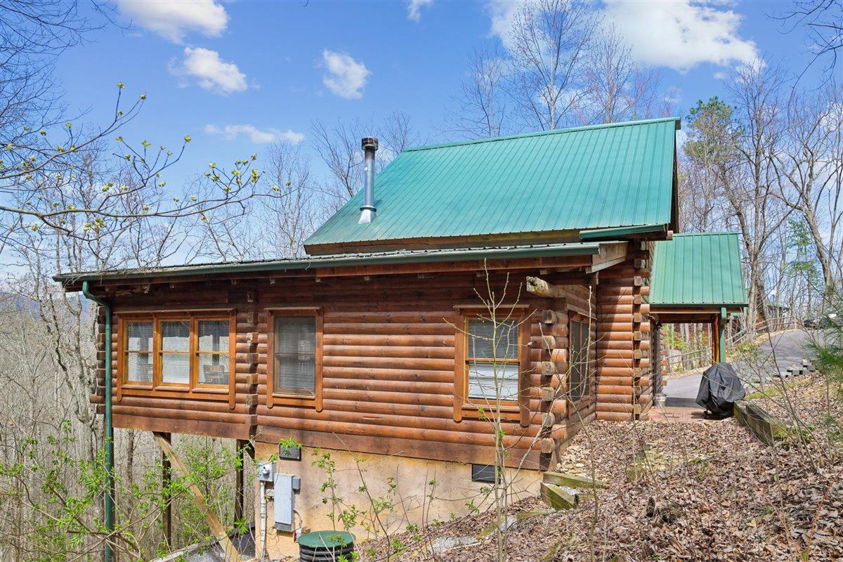 08Front Elevation