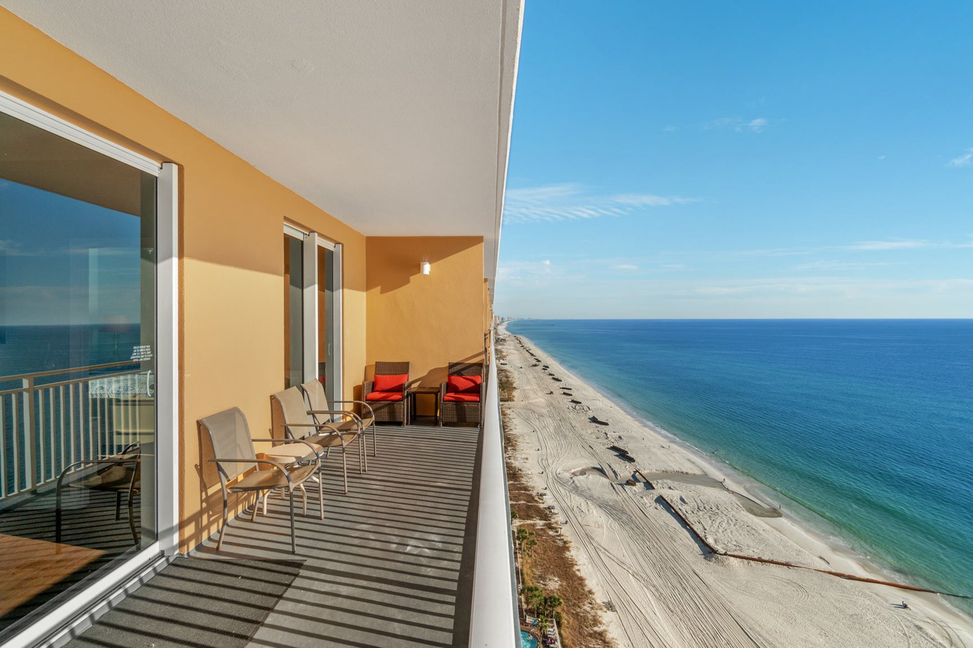 Splash Resort 1902W 18