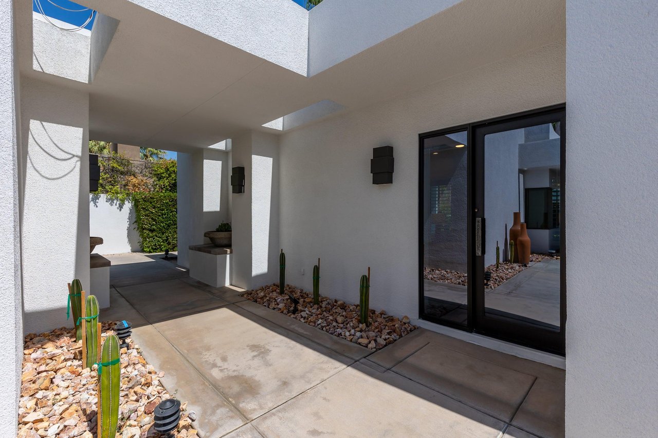 Outdoor patio