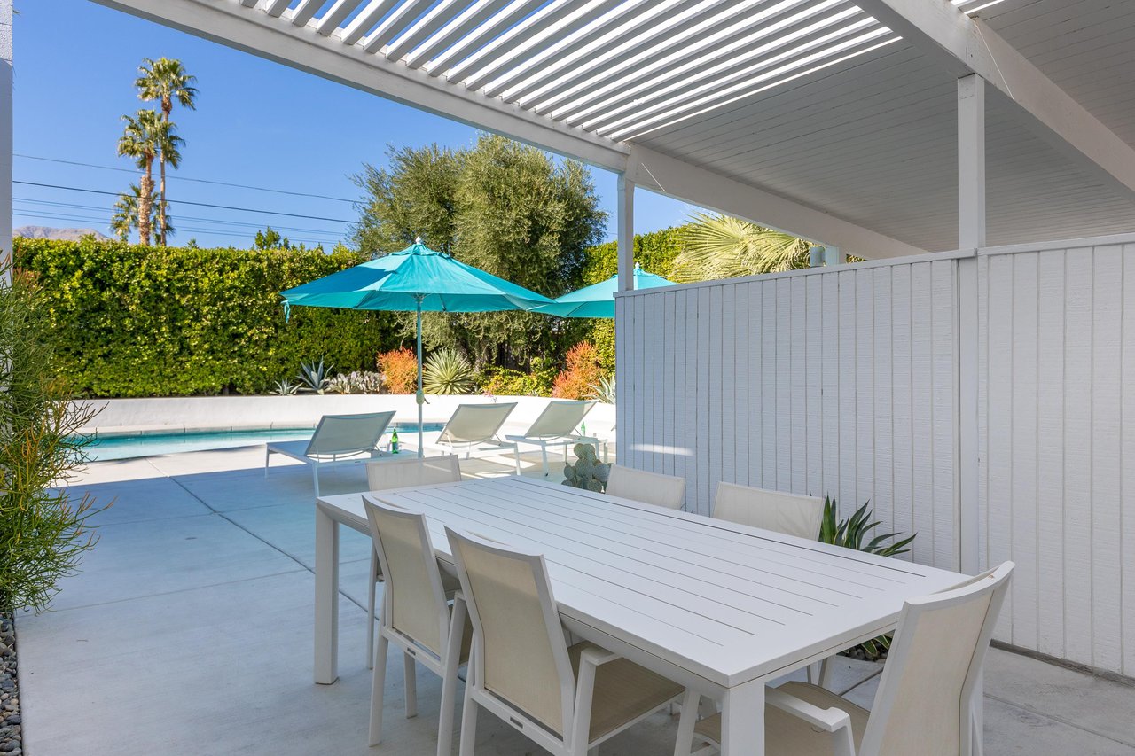 Cook a delicious meal and dine al fresco