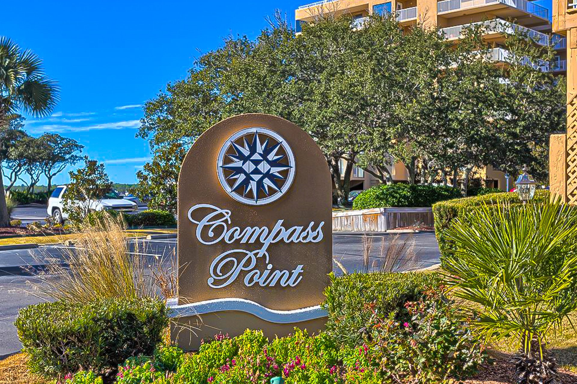 Compass Point 210 23