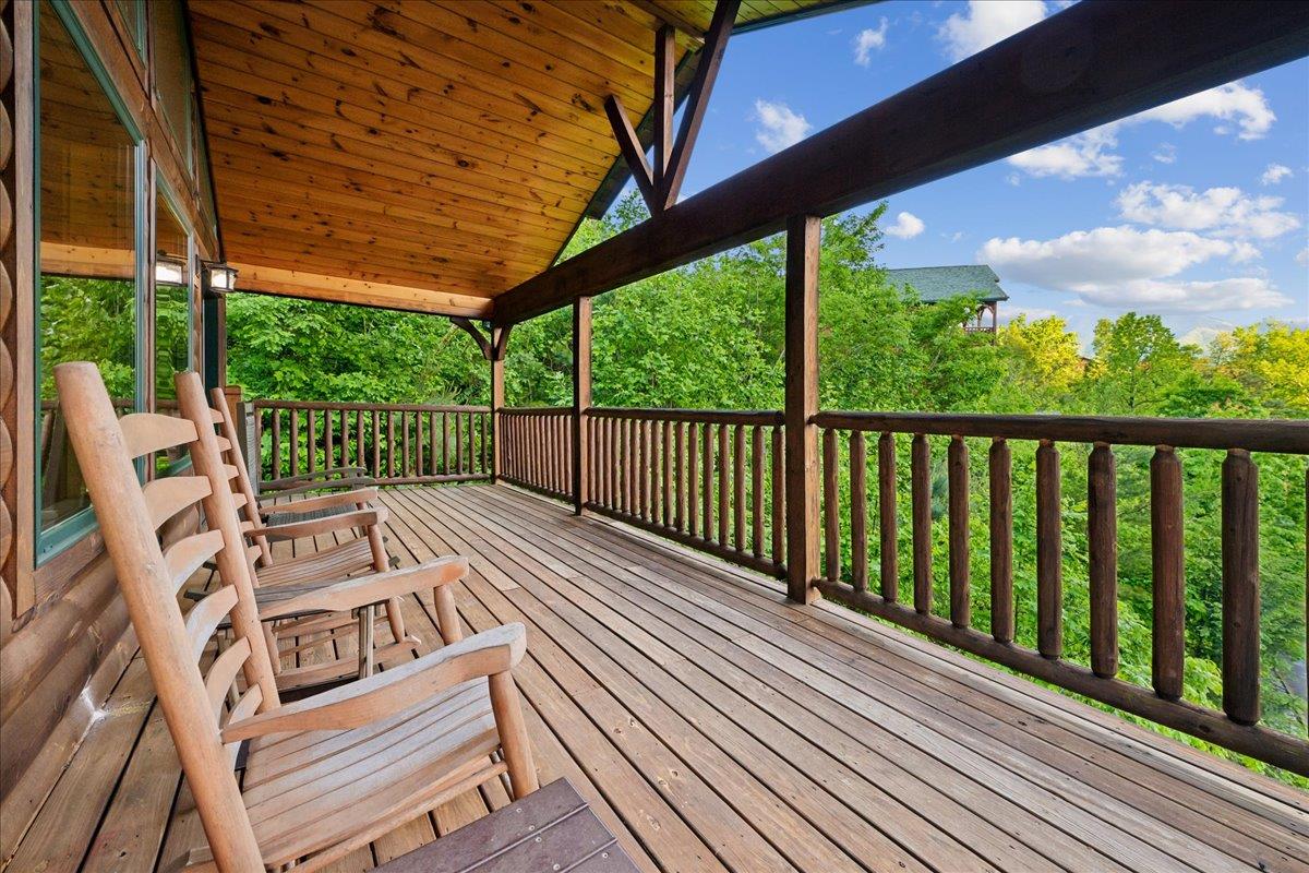 39Balcony