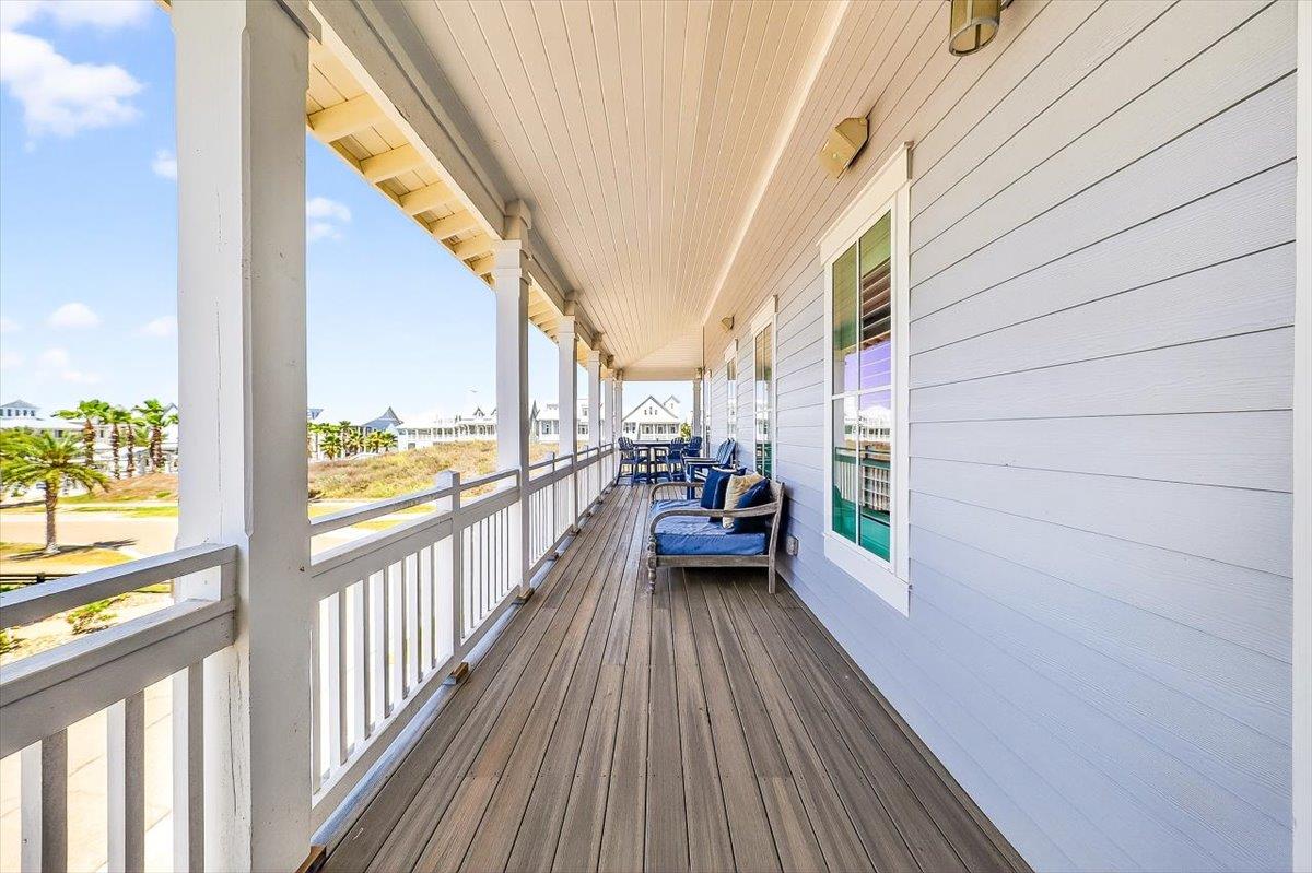 2nd Floor, Wrap Balcony