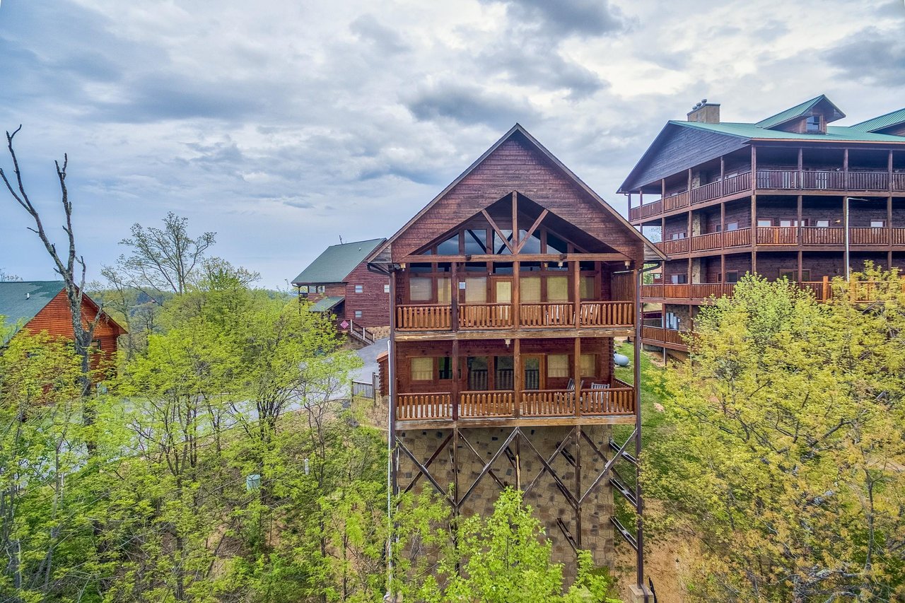 Looking back at the cabin from a drone at Howlin in the Smokies, a 2 bedroom cabin rental located in Pigeon Forge