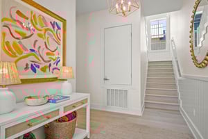 Side Entry, 1st Floor