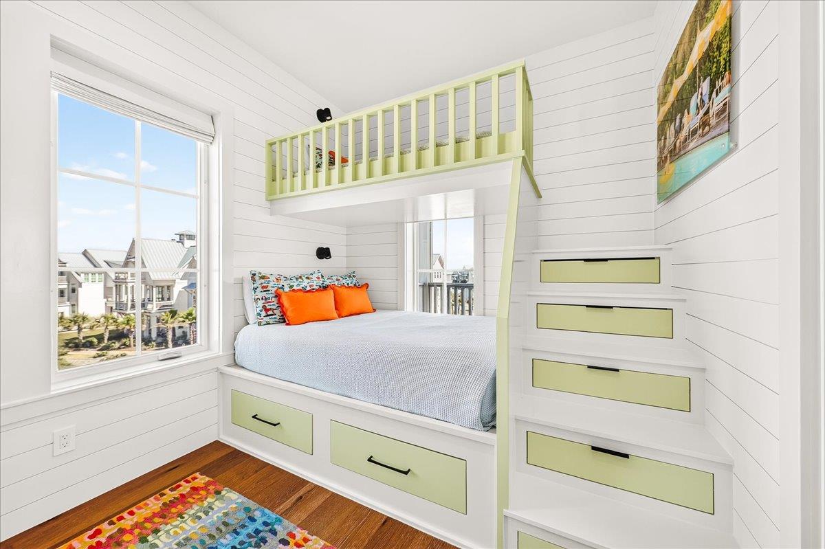 TwinQueen Bunkroom, 3rd Floor