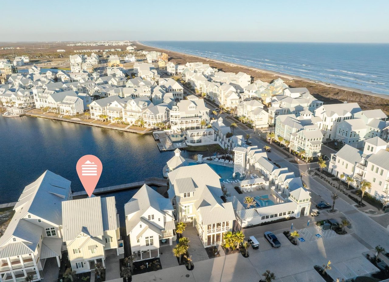 Aerial View, Location