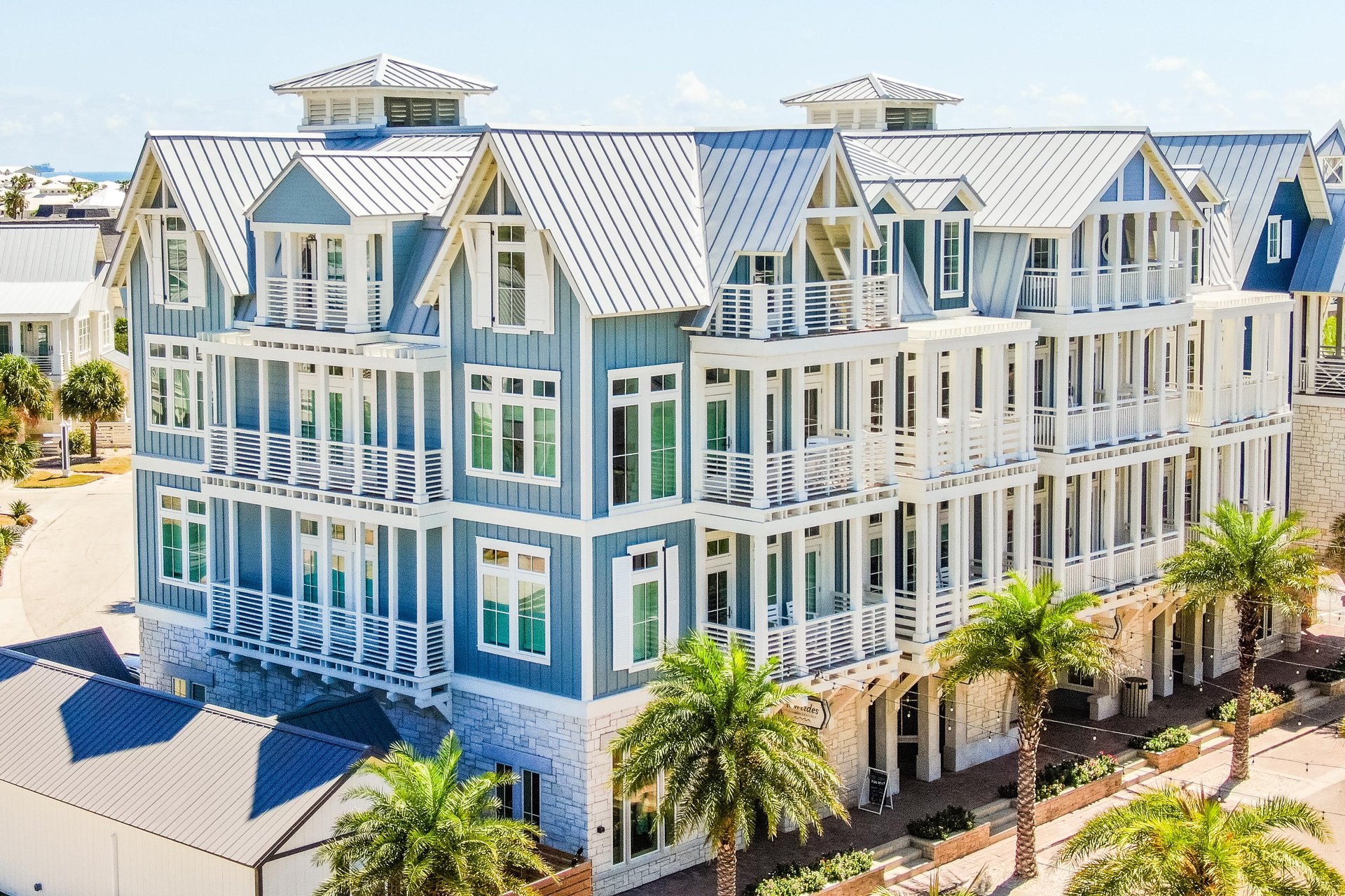 Exterior of Town Center Six