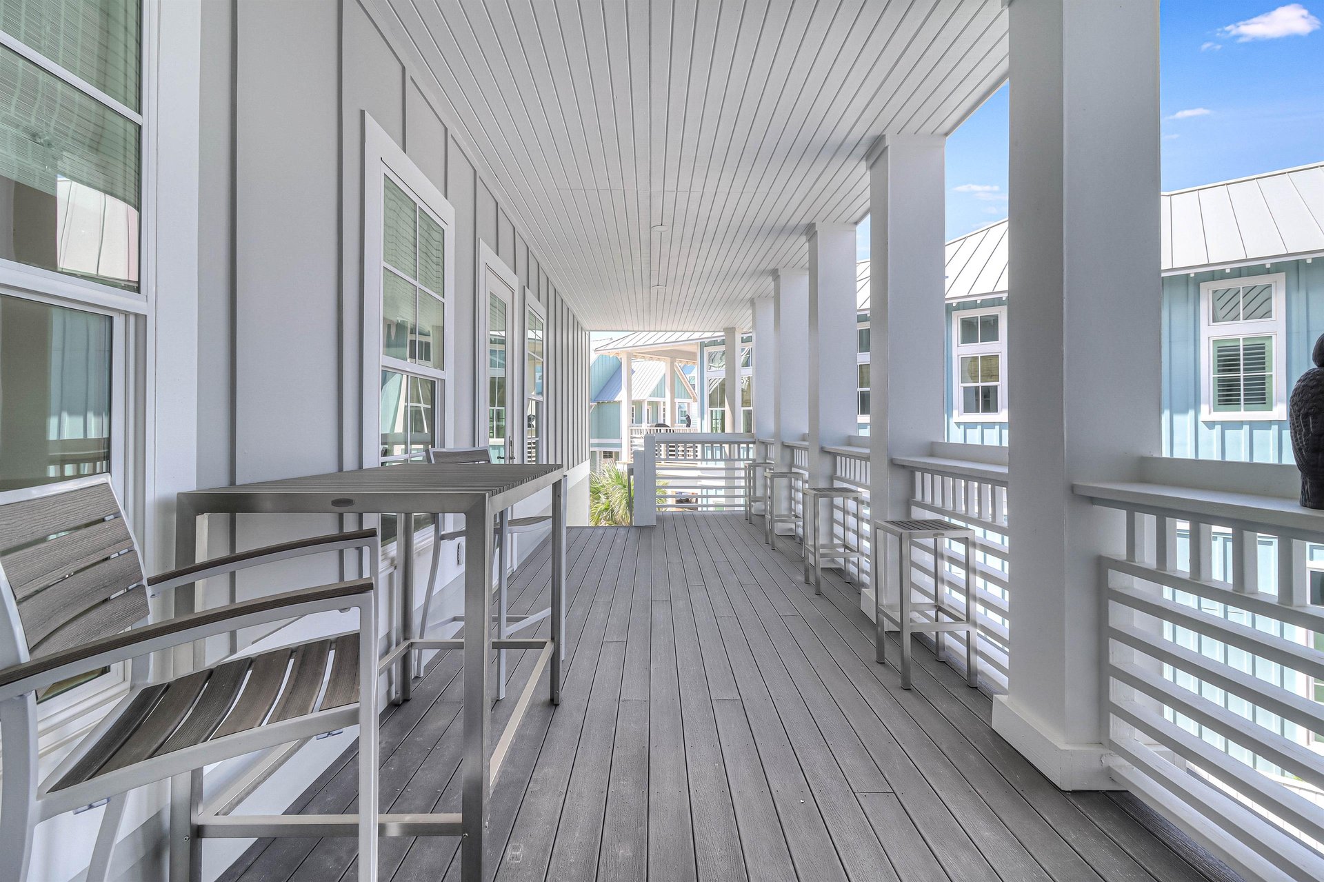 Shared Back Balcony, 2nd Floor