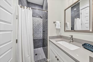 1st Floor, Bunk Bathroom