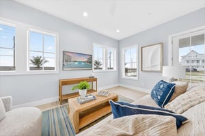 1st Floor, Living Room